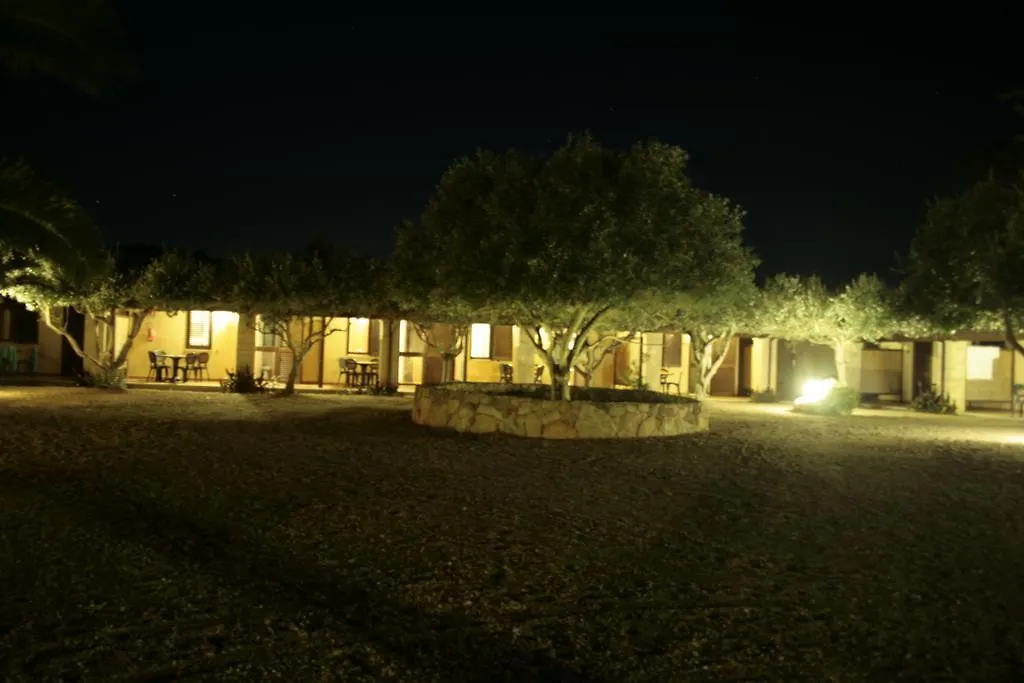 Albergo Residenziale Menhirs Putzu Idu Italie