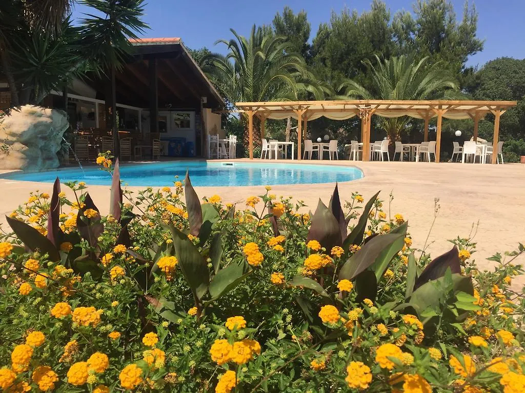 Albergo Residenziale Menhirs Putzu Idu Appart hôtel