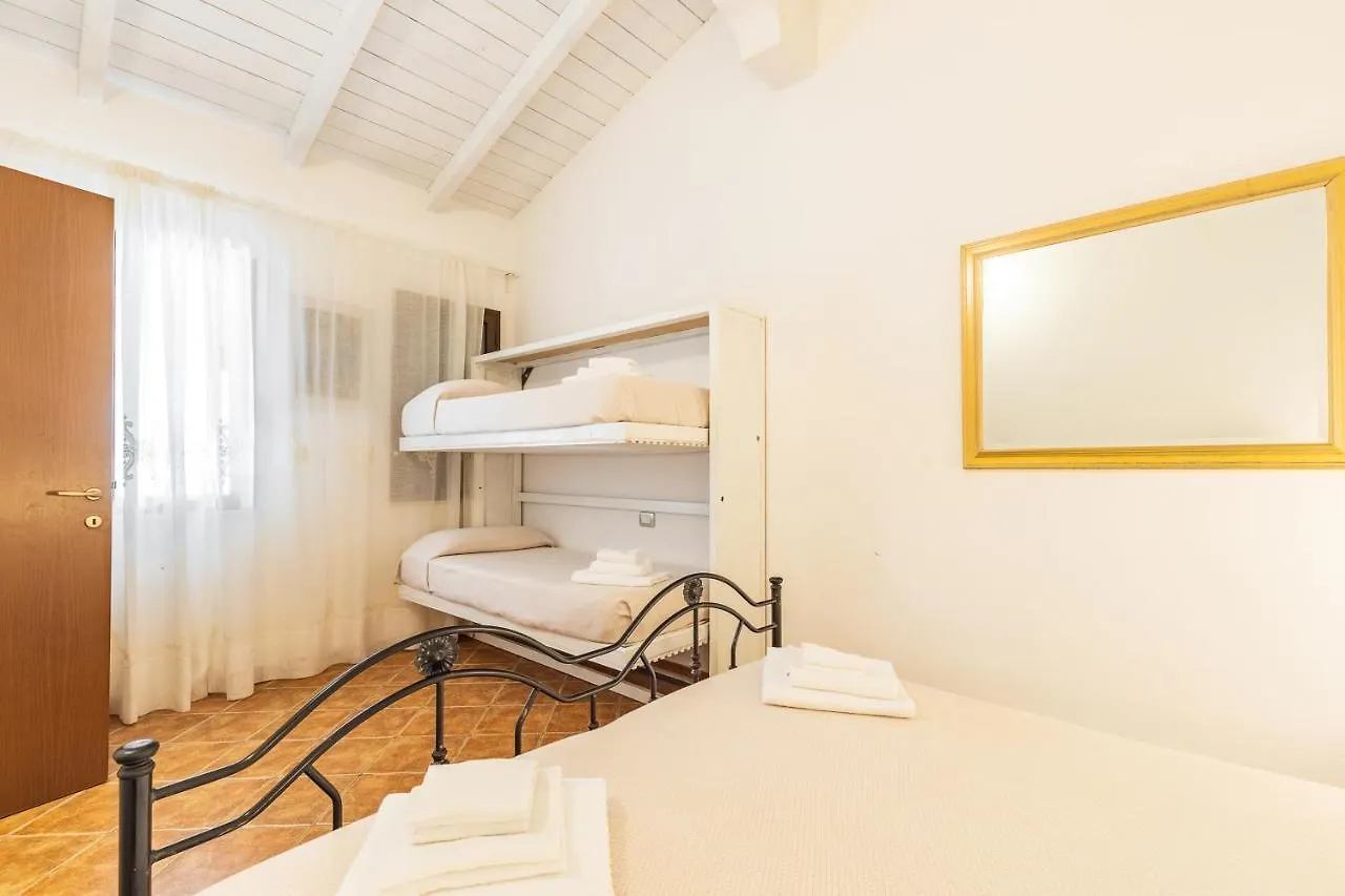 Albergo Residenziale Menhirs Putzu Idu 3*,  Olaszország